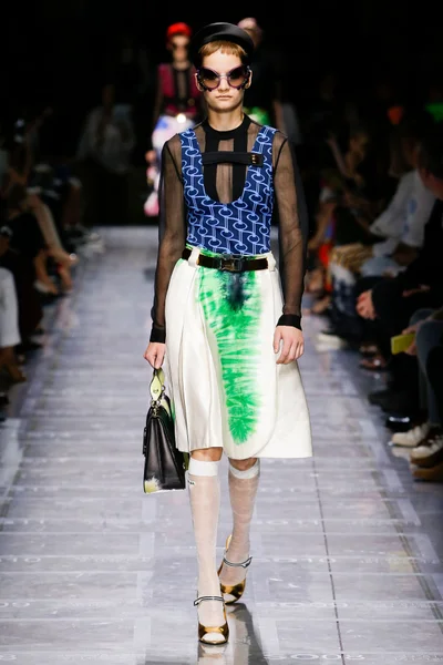 Look 42